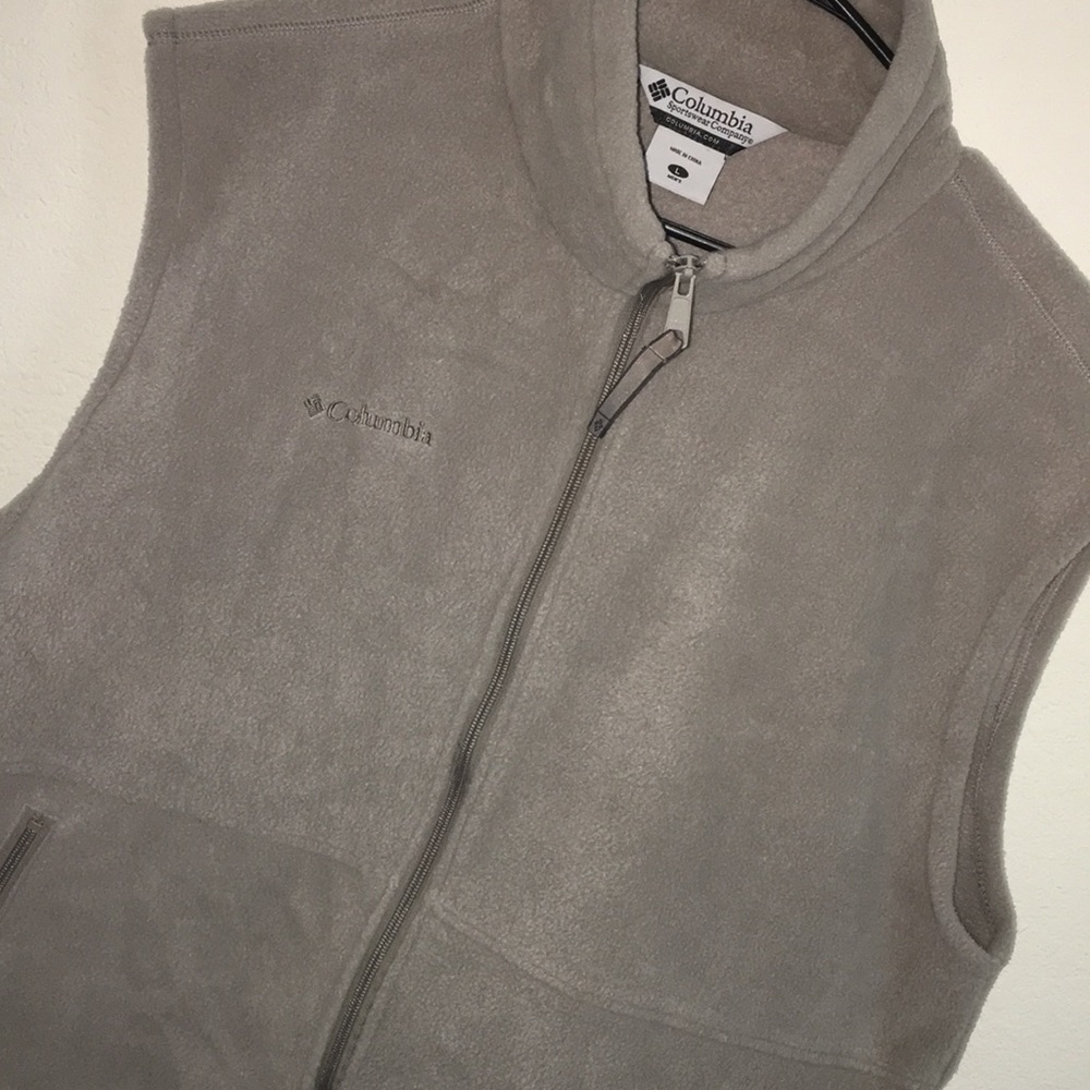 Columbia vest size L - Picture 1 of 3